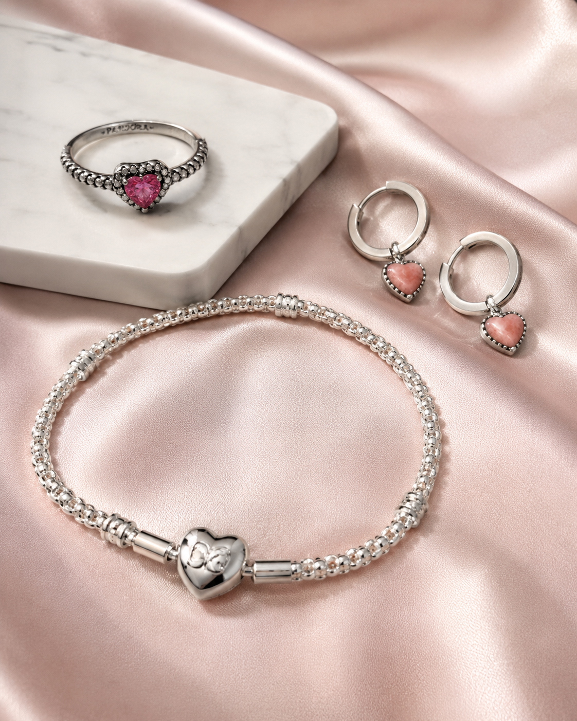 Conjunto Corazón Rosa en Plata: anillo, pulsera y pendientes